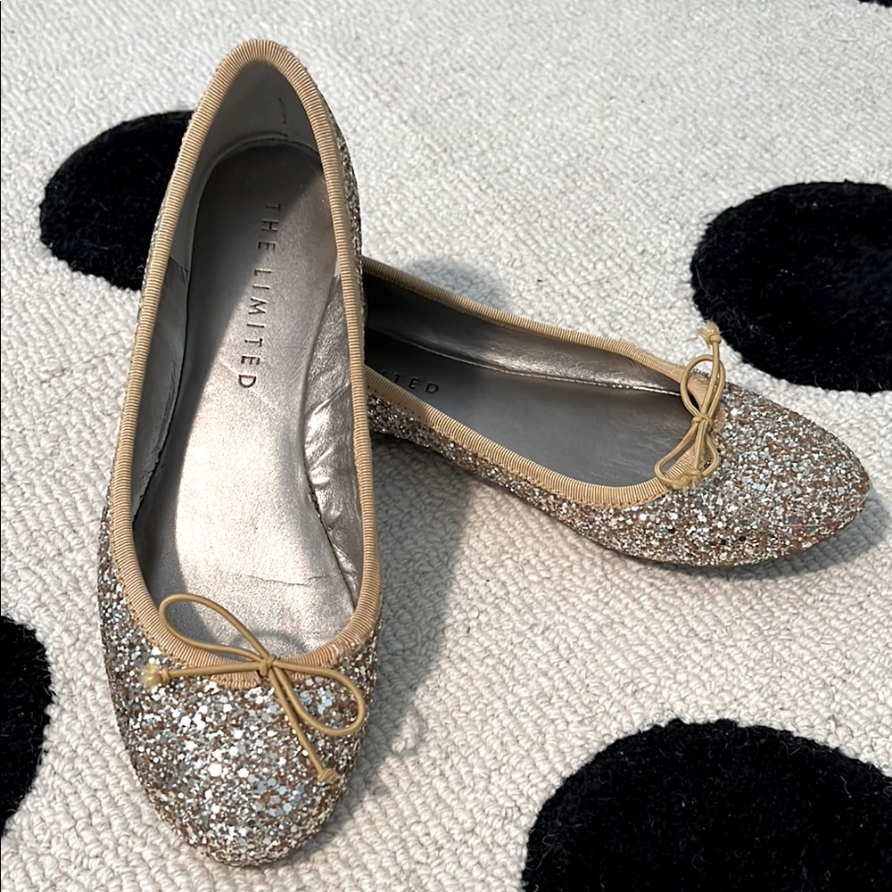 The Limited Gold Glitter Ballet Flats w/Bow